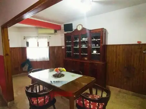 Casa 4 ambientes con 3 baños