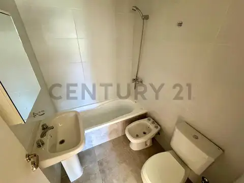 Departamento en Venta en Fisherton, USD 68.000