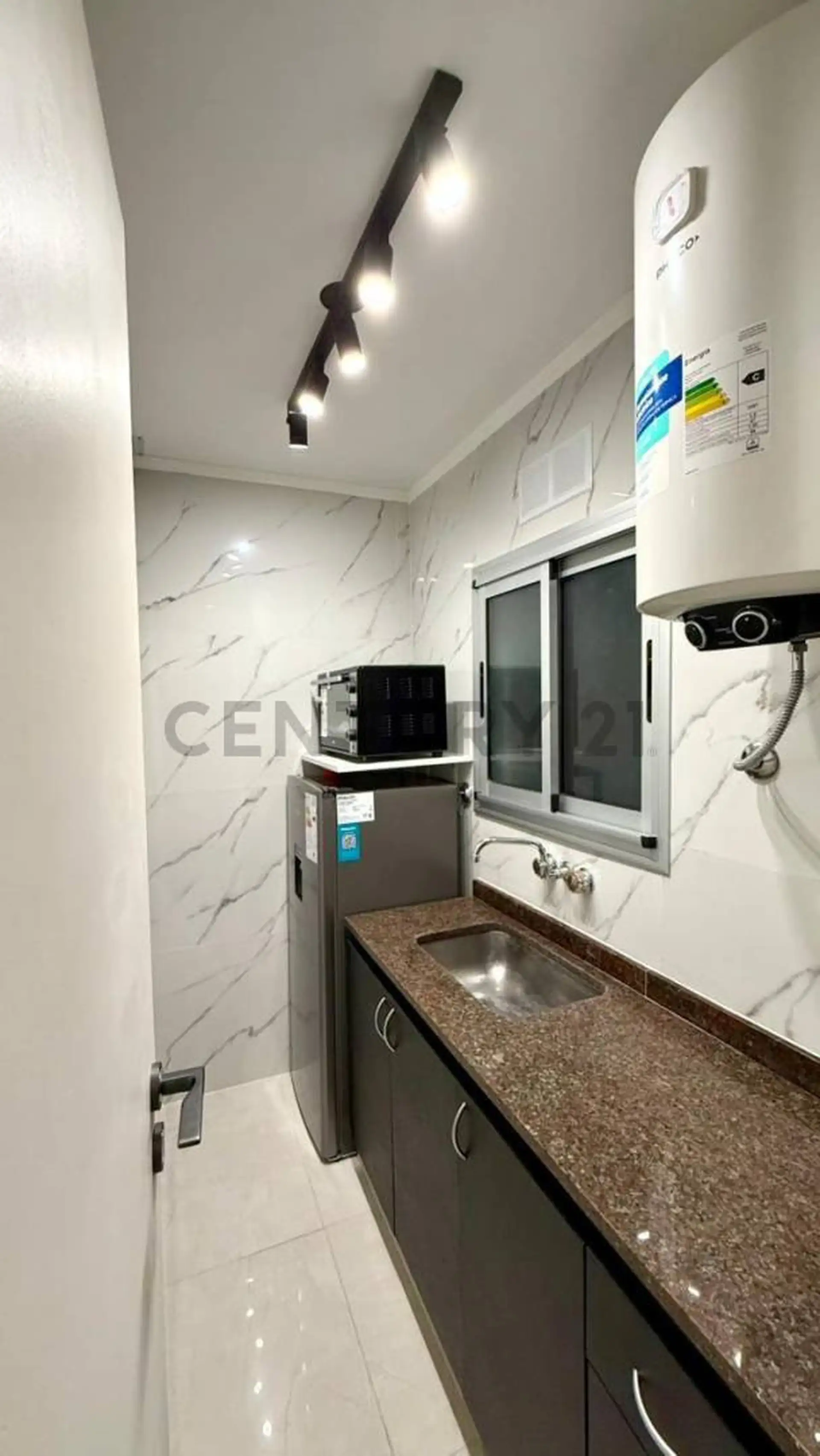 VENTA DEPARTAMENTO 2 AMBIENTES RECICLADO PLAZA MITRE