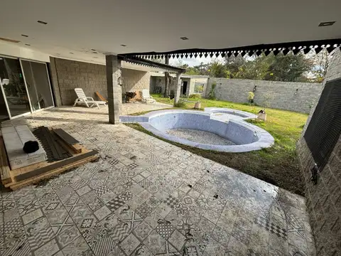 Casa en Venta en La Reja, USD 130.000