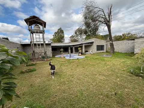 VENTA CASA MODERNA 3/4 AMB + 2 COCHERAS + PILETA