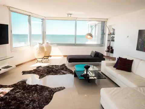 Departamento - Alquiler temporario - Uruguay, Punta del Este - RBLA LORENZO BATLLE PACHECO 100