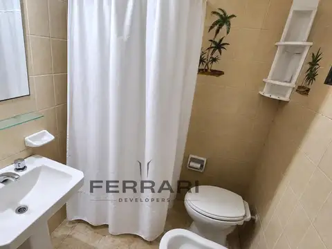 ALQUILER CASA EN PLANTA ALTA EN ARROYITO