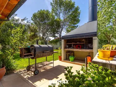 Casa 4 ambientes con 3 baños