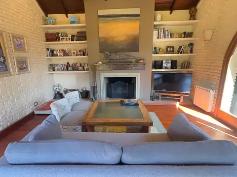 ¡VIVÍ EN LA CASA DE  TUS SUEÑOS EN EL CORAZÓN DE MASCHWITZ!