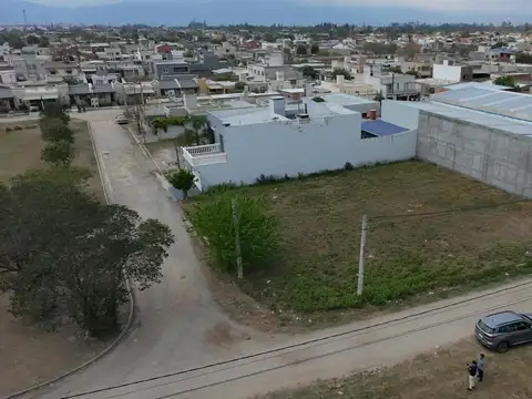 Terreno, Estacion Alvarado