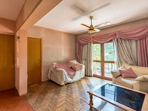 VENTA departamento de 3 dormitorios con cochera doble, Refinería, Rosario