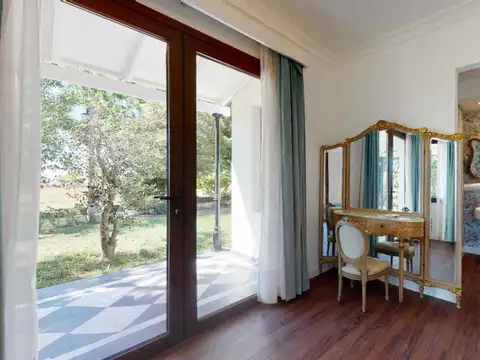 Estancia Santa Angela, Ruta Provincial 11, km 40 100