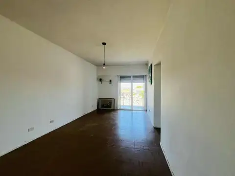 Venta departamento 4 ambientes con balcon Parque chacabuco