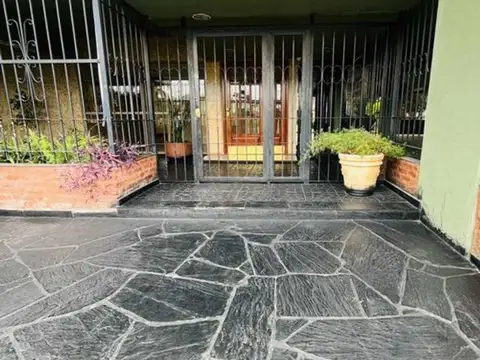 Venta departamento 4 ambientes con balcon Parque chacabuco