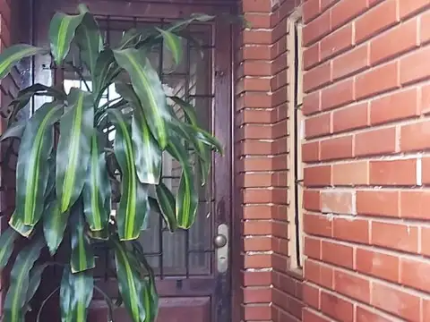 Depto Tipo Casa en Venta de 6 ambientes