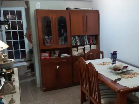 Depto Tipo Casa en Venta 40 años