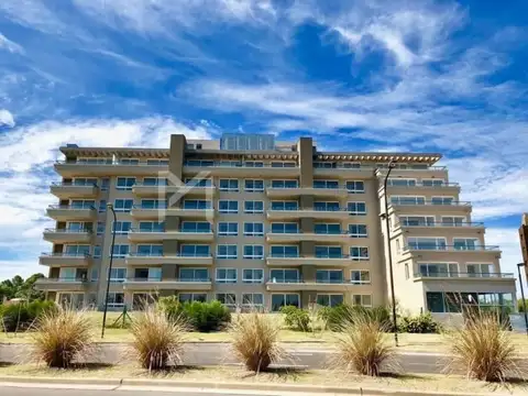 Departamento 4 ambientes con 3 baños