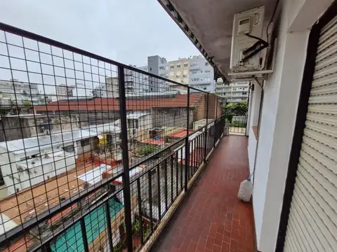 Departamento en Alquiler en Parque Chacabuco, $ 1.300.000