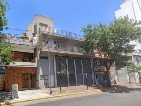 Depósito en alquiler - 3 Baños Oficina - 240Mts2 - Constitución