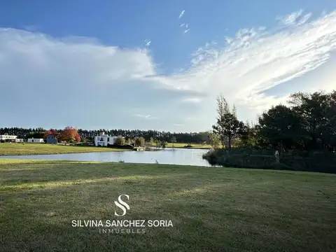TERRENO EN VENTA A LA LAGUNA, BARRIO PRIVADO EL CAMPO, LOS CARDALES