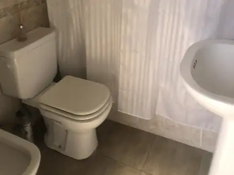 Depto Tipo Casa 3 ambientes con 1 baño