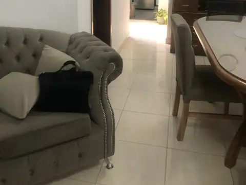 José León Suárez 2100, Piso PB