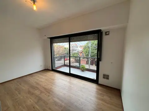 VENTA MONOAMBIENTE TIPO PH EXCELENTE UBICACION