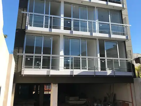 Departamento en Venta con 2 cocheras