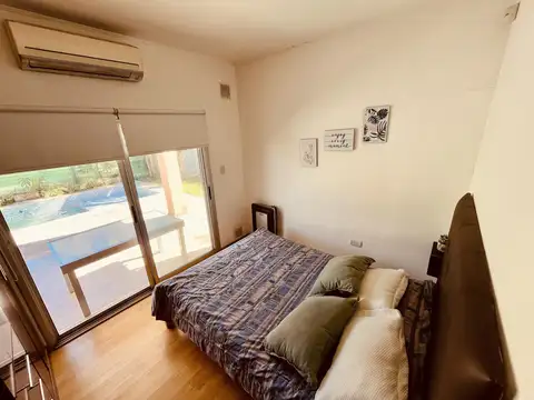 Casa en Alquiler con 1 cochera