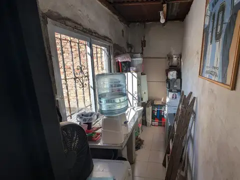Casa para dos familias Calle Ramon Cabrero Lanús M. Chingolo