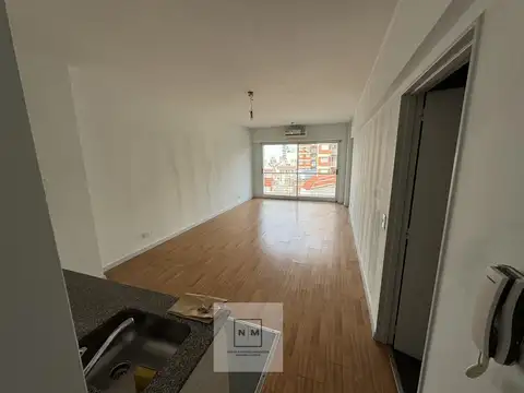 Dolores al 100 - Floresta