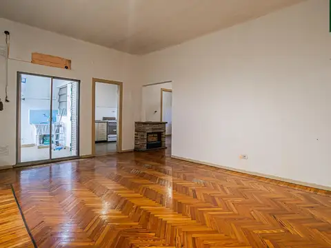 Depto Tipo Casa en Venta 40 años