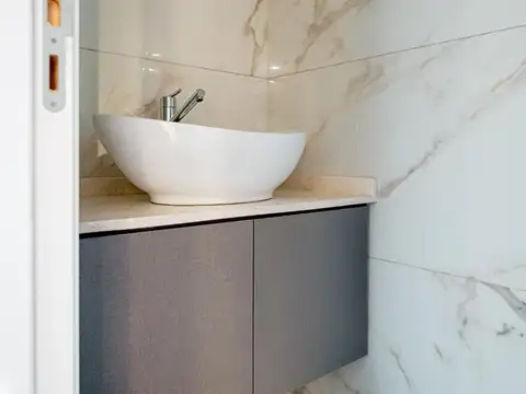 Casa 4 ambientes con 2 baños