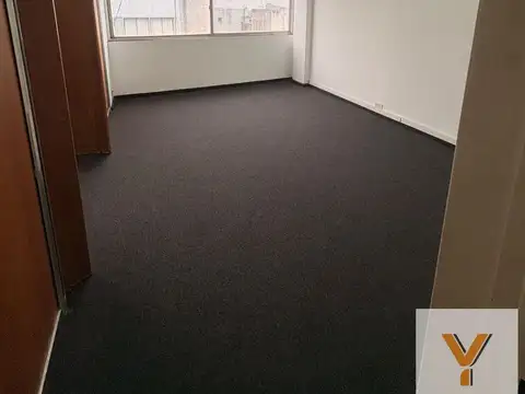 Oficina en Venta 45 años