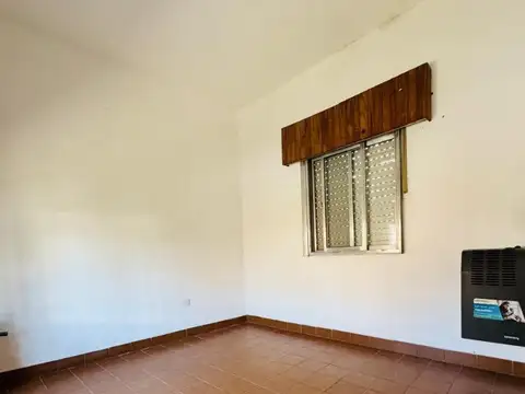 Casa 2 ambientes con 2 baños