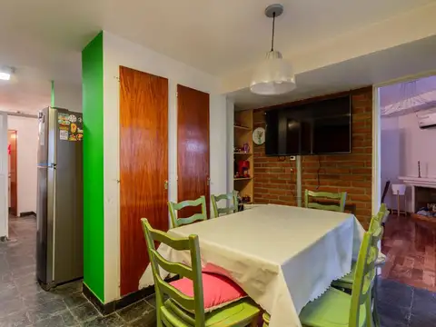 Departamento 4 ambientes con 2 baños