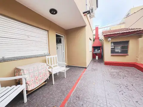 Depto Tipo Casa en Venta de 5 ambientes