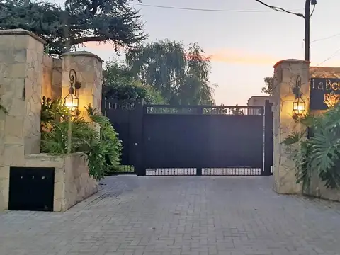 Terreno en VENTA EN BELLA VISTA BARRIO CON PORTON