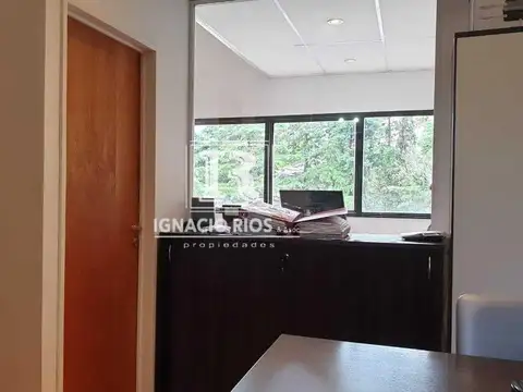 Oficina en Alquiler en Lomas de San Isidro, $ 700.000