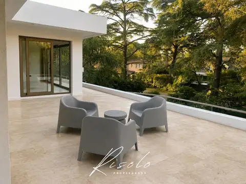 Casa en Venta al Este
