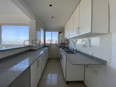 Departamento 3 ambientes con 3 baños