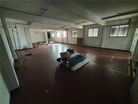 Galpon en Alquiler en Lomas De Zamora, USD 1.600