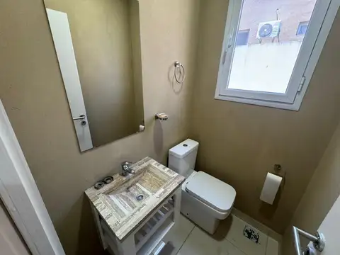 Depto Tipo Casa en Venta 4 años