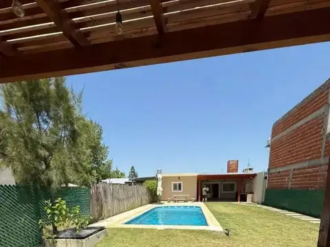 Casa - Venta - Argentina, DOMSELAAR - RIVADAVIA 1452