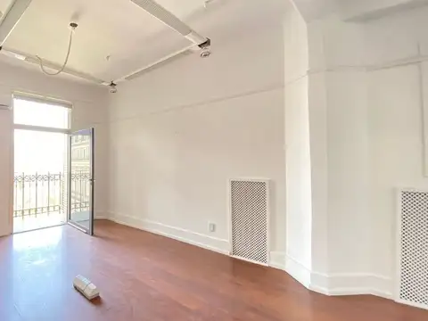 Oficina en Venta en San Nicolás, USD 125.000