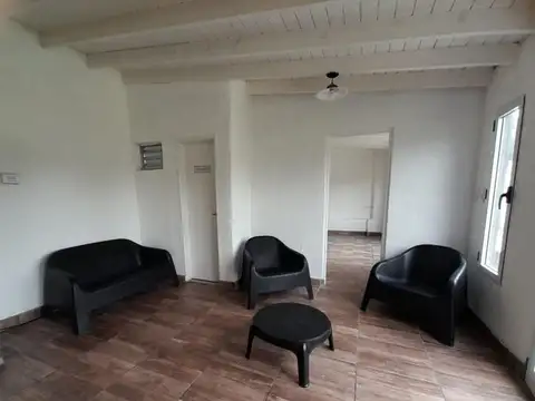 CASA ESTILO QUINCHO C/PILETA SAN MIGUEL DEL MONTE