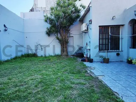 VTA CASA 4 AMB JARDIN QUINCHO PERMUTA CASEROS