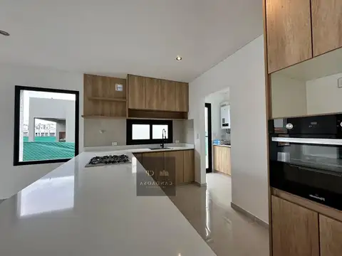 CASAS PREMIUM PILAR DEL ESTE