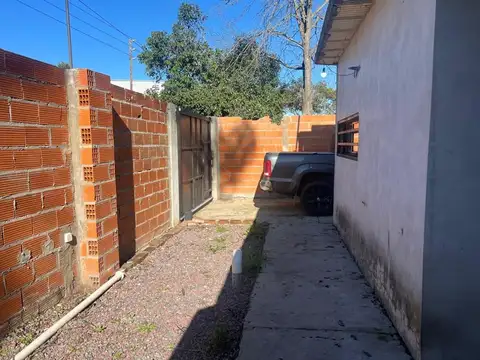 Terreno en Venta en Francisco Alvarez, USD 120.000