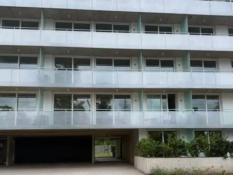 Avenida Luis Lagomarsino e/ Feliciano Chiclana y Jorge Manfredi