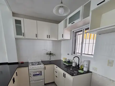 Departamento en Alquiler en Munro, $ 800.000