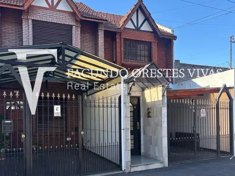 PH EN VENTA - 3 AMBIENTES CON PATIO - CIUDADELA -