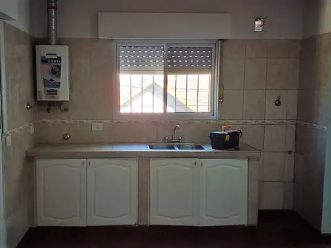 Depto Tipo Casa en Alquiler de 2 dormitorios