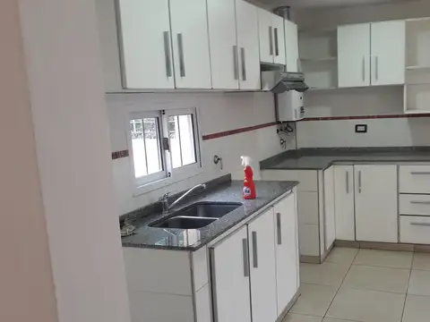 Casa en Alquiler de 2 dormitorios